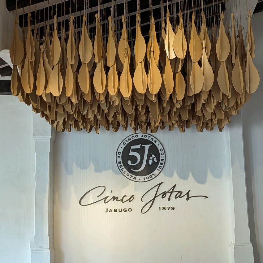 Bodega Cinco Jotas (5J) – Sánchez Romero Carvajal