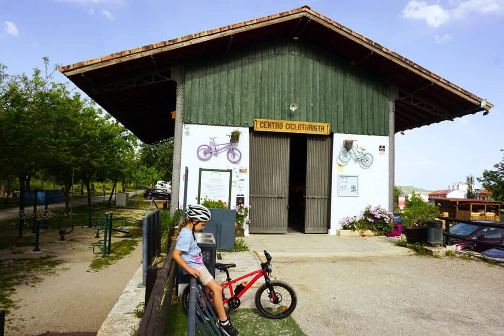 Cycle hire shop on the via verde del aceite