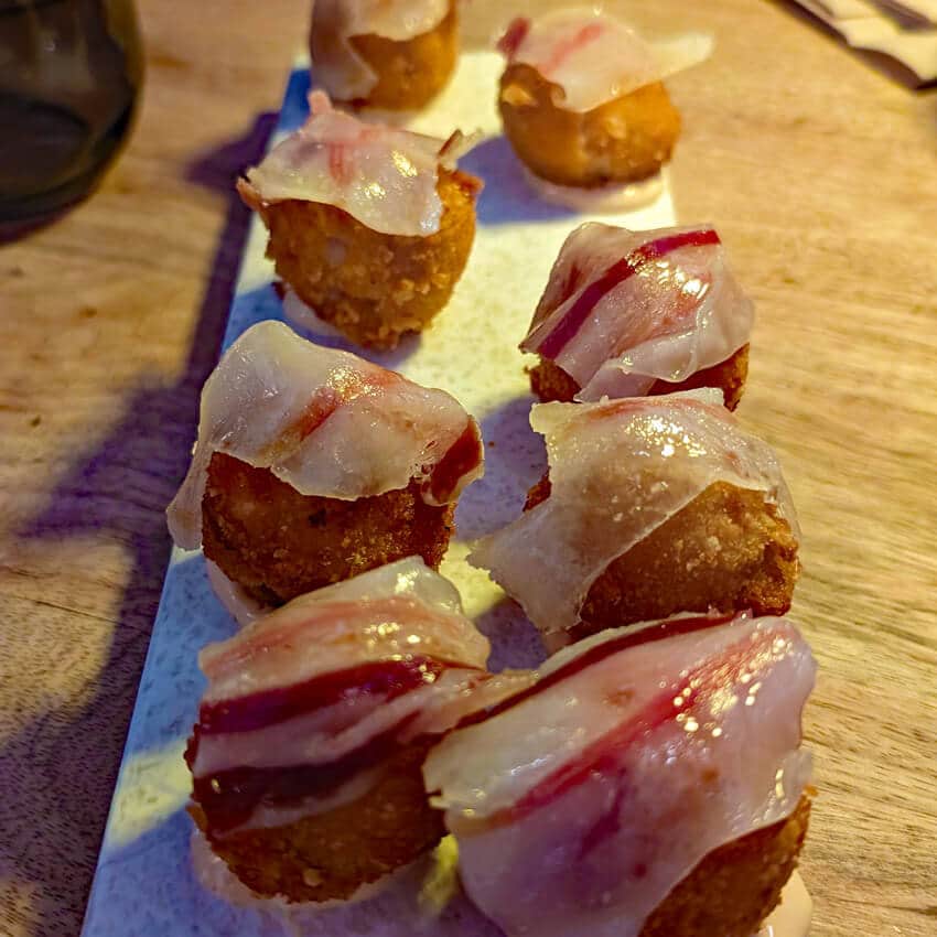 Croquetas with ham